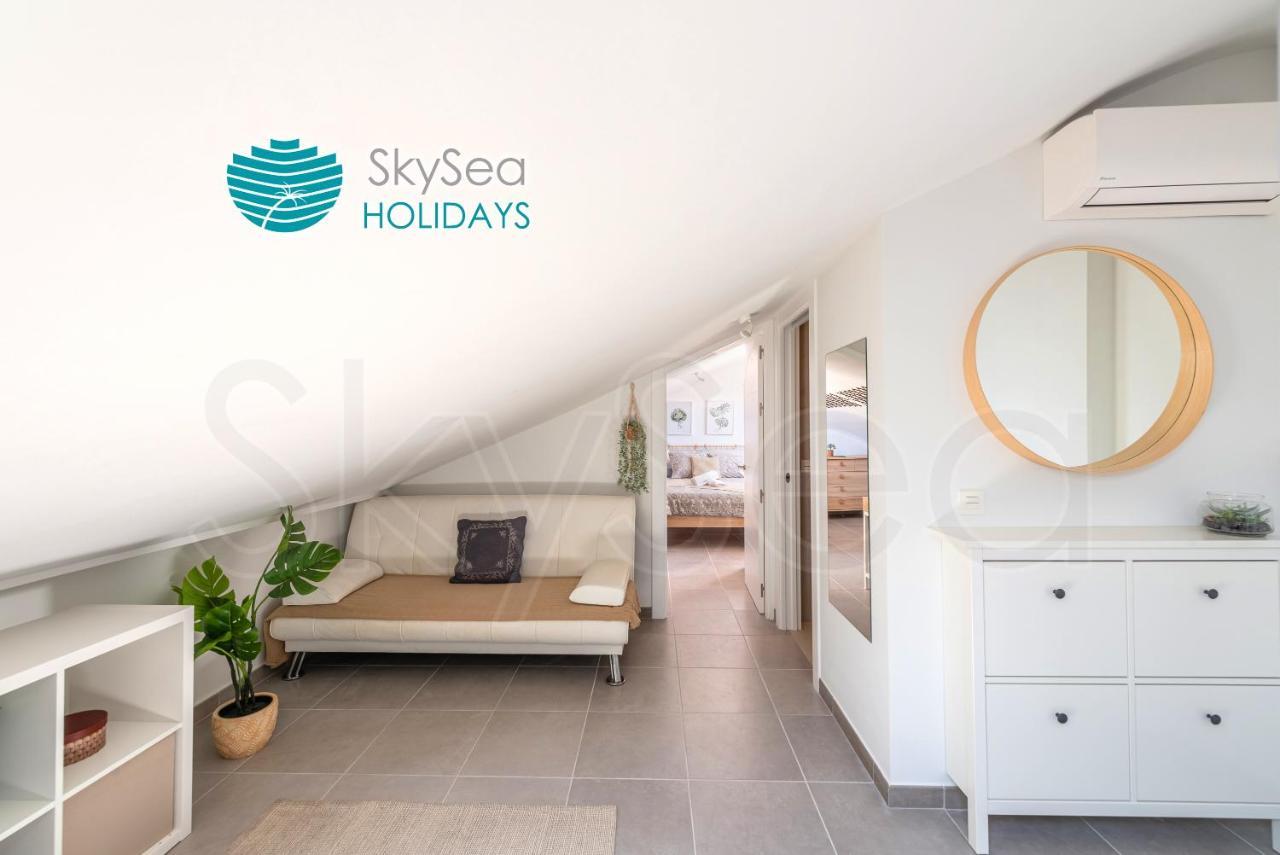 Skysea Holidays City Center Lägenhet *